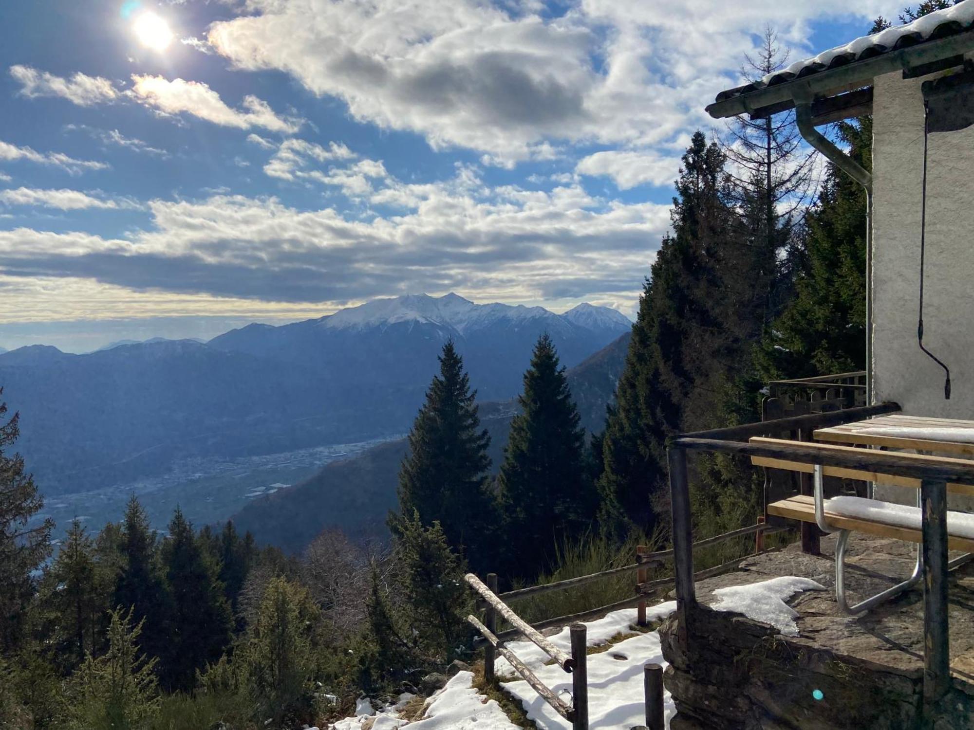 Do-Minus Mountain Cottage&mini spa Monte Carasso Esterno foto